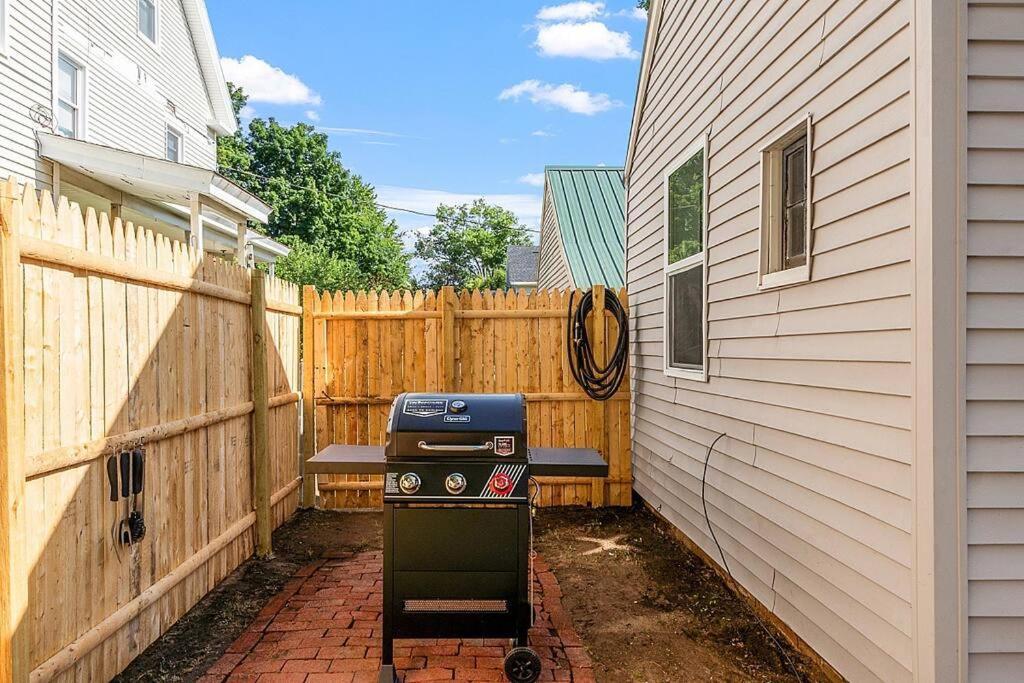 New!! Lovely Unit W/ Private Hot Tub And Patio! Лаконія Екстер'єр фото